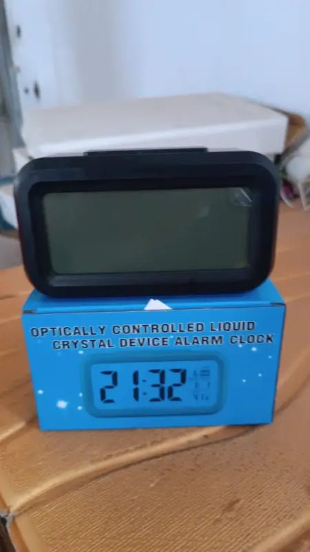 Digital lcd alarm clock with backlight optically controlled battery - powered clock with time, date, and temperature - Durable Plastic - Zento